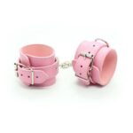 Klasyczne eleganckie skórzane kajdanki opaski bdsm