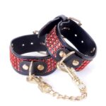 Kajdanki skóra metal sex bdsm czerwone kryształki