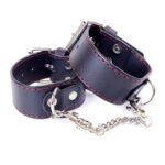 Kajdanki skórzane krępowanie wiązanie bdsm bondage