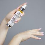 Olejek intymny nawilżający dla kobiet wegański 50m - obrazek 3